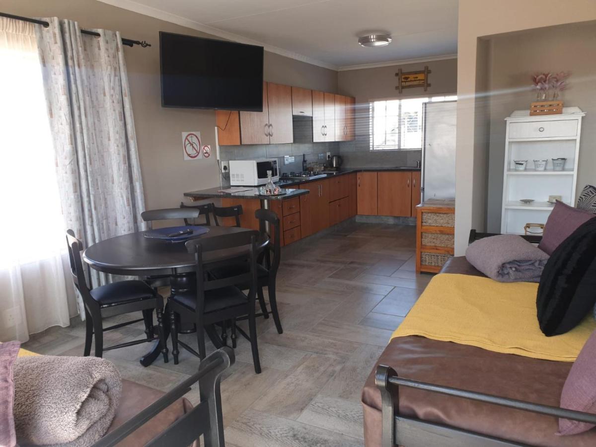 Rudman Townhouses - Family Apartment Boksburg Kültér fotó